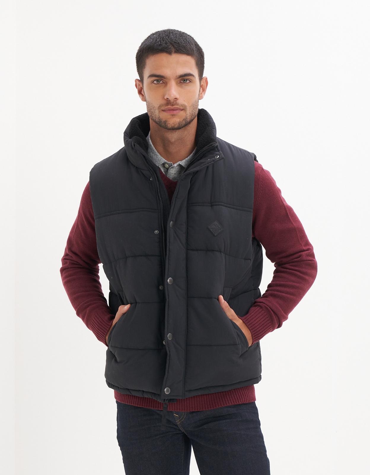 Shop AEO Puffer Vest online | American Eagle Outfitters KSA